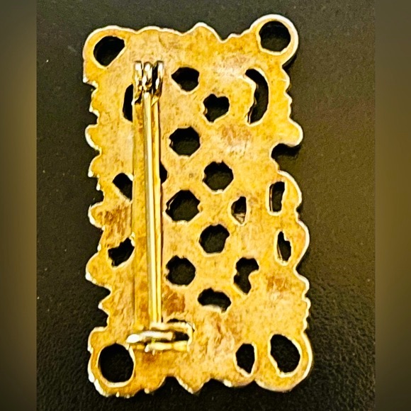 Vintage Gold Cutout Art Nouveau Style Brooch - Picture 4 of 6